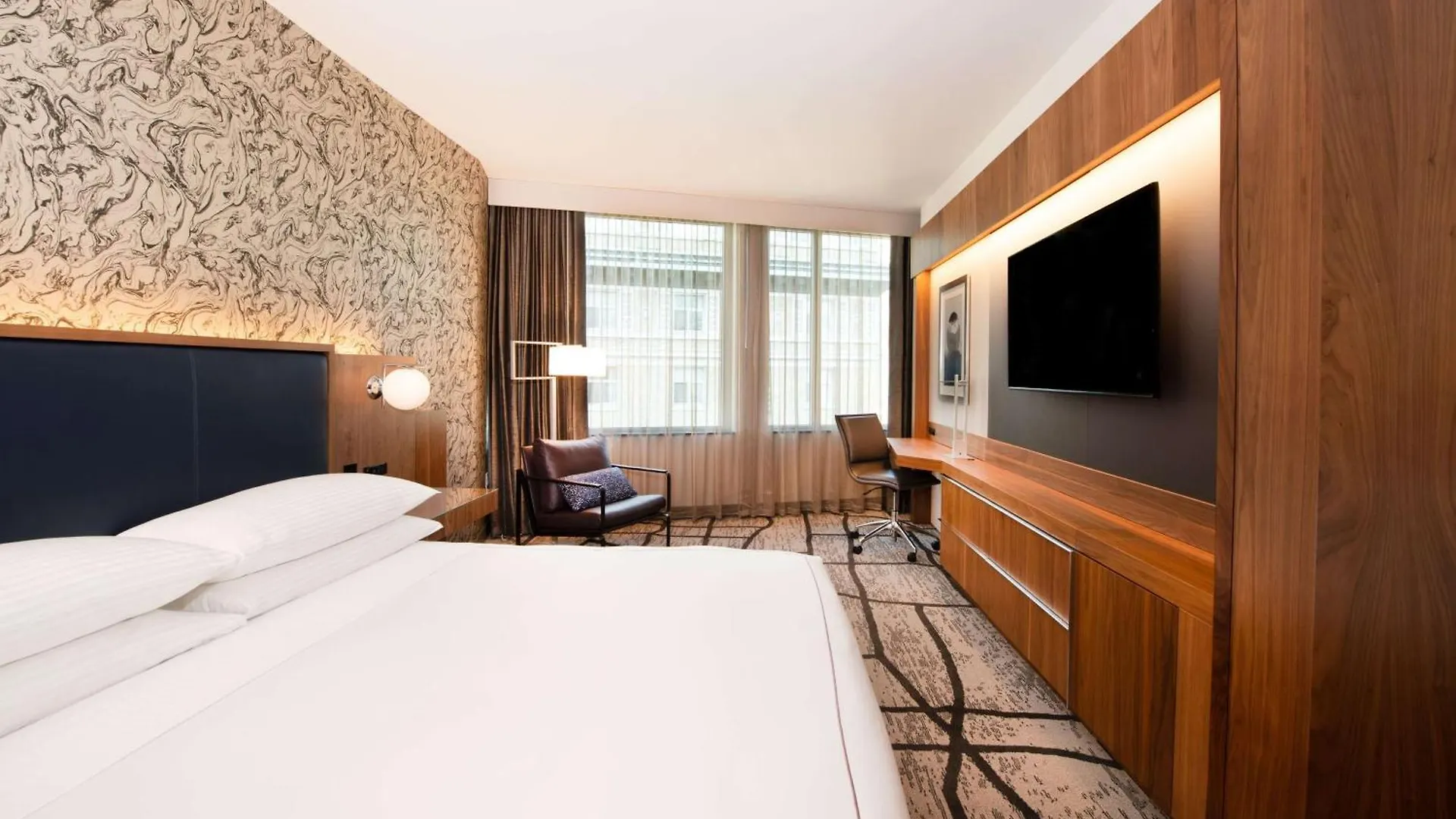The Charter Hotel Seattle, Curio Collection By Hilton
